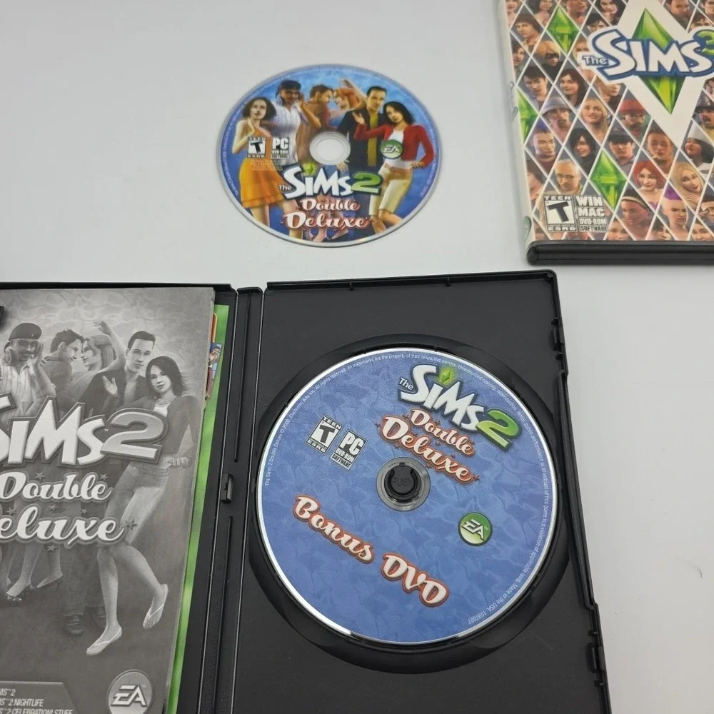 The Sims 2 Double Deluxe,Pets,& Sims 3 PC Gams Lot Of 3 Complete Windows